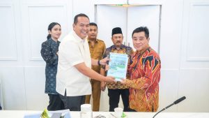 Yota Balad Serahkan 7 Proposal Strategis Pembangunan Kota Pariaman ke Bappenas