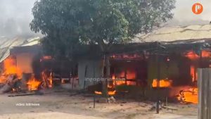 10 Rumah Kontrakan di Pariaman Ludes Terbakar, Kerugian Ditaksir Capai Rp2 Miliar