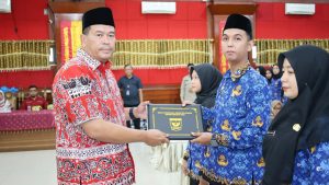 Walikota Pariaman Serahkan SK dan Ambil Sumpah 150 PNS Baru Pemko Pariaman