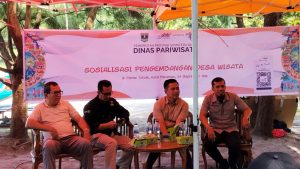 Pokdarwis Kota Pariaman Didorong Perkuat Potensi Desa Wisata, Dapat Bantuan Peralatan Camping