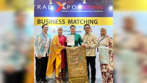 Sulaman Kapalo Samek Padang Pariaman Dilirik Perusahaan Fashion, Kontrak Produksi Tembus USD 22 Ribu